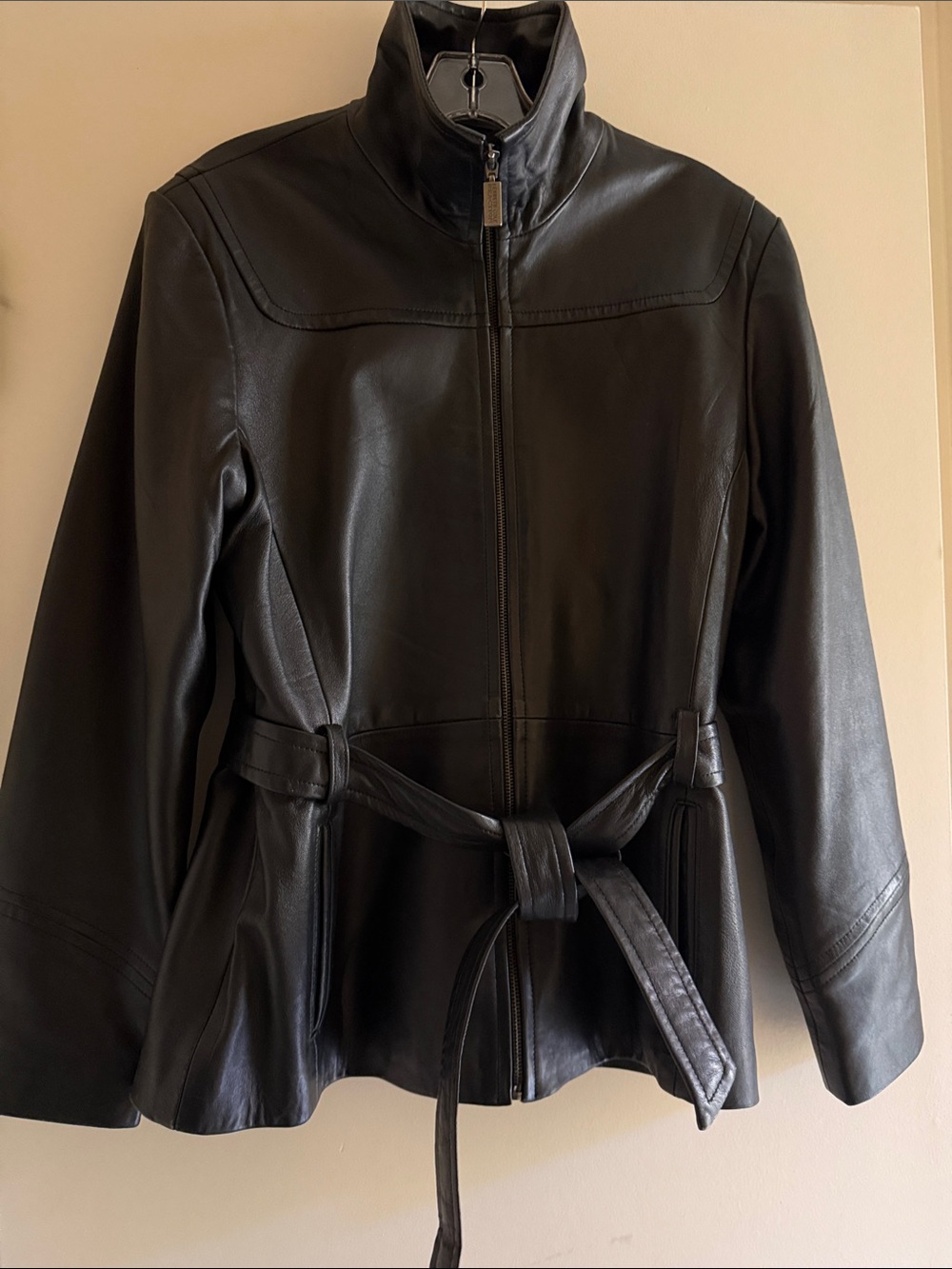 Kenneth Cole Vintage Reaction Black Leather Belted Women’s Jacket Size Medium - Picture 4 of 9